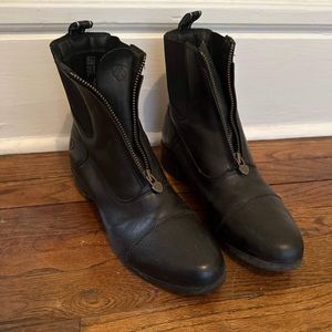 Barely used Ariat paddock boots!